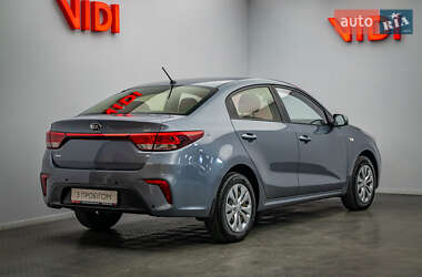 Седан Kia Rio 2018 в 