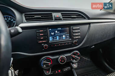 Седан Kia Rio 2018 в 