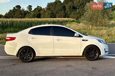 Седан Kia Rio 2012 в 