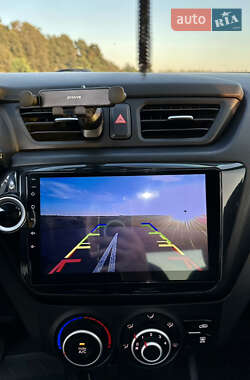 Седан Kia Rio 2012 в 