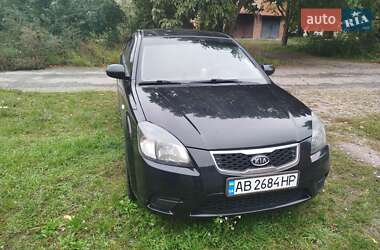 Седан Kia Rio 2011 в 