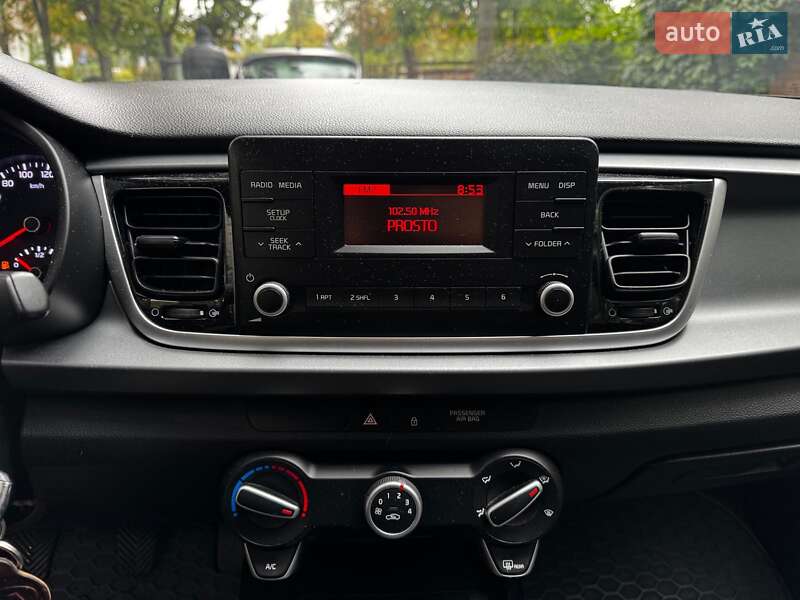 Хэтчбек Kia Rio 2018 в Киеве фото 19 Хэтчбек Kia Rio 2018 в Киеве