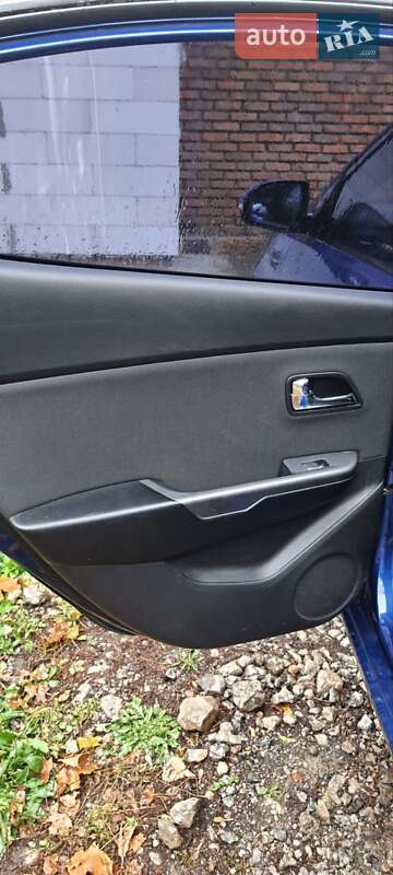 Седан Kia Rio 2013 в Харькове