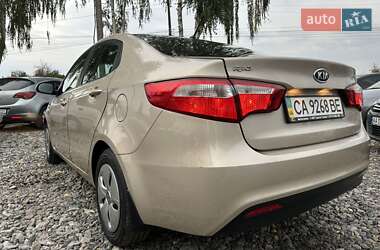 Седан Kia Rio 2012 в 