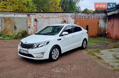 Седан Kia Rio 2012 в Чернигове