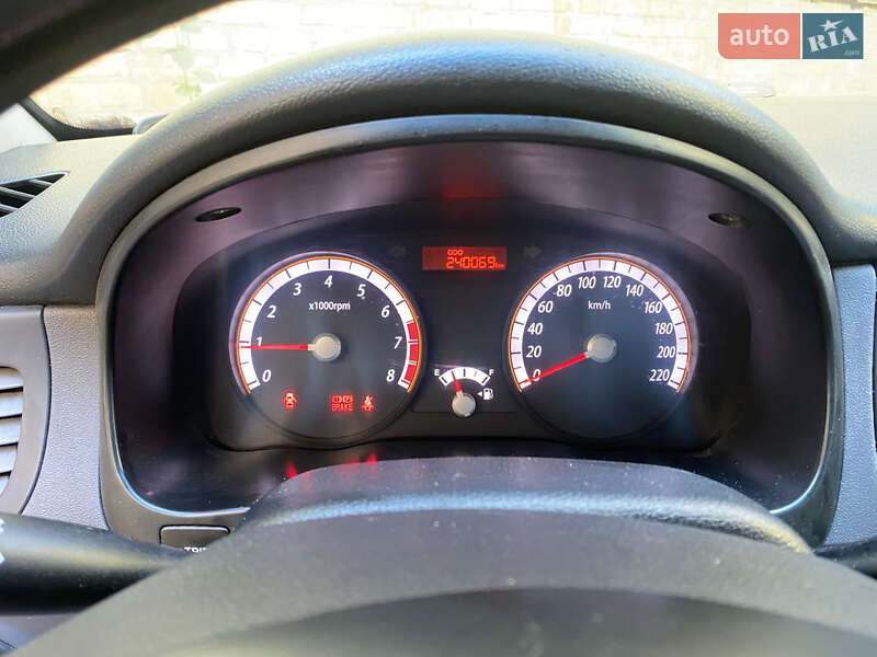 Седан Kia Rio 2011 в Киеве