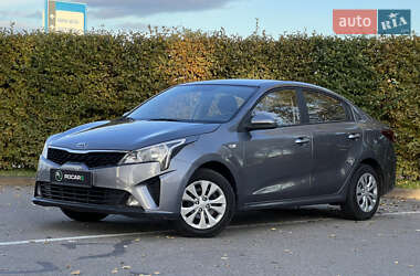 Седан Kia Rio 2021 в  фото 10 Седан Kia Rio 2021 в