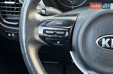 Седан Kia Rio 2021 в  фото 35 Седан Kia Rio 2021 в