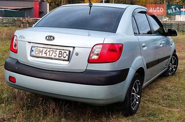 Седан Kia Rio 2007 в  фото 2 Седан Kia Rio 2007 в