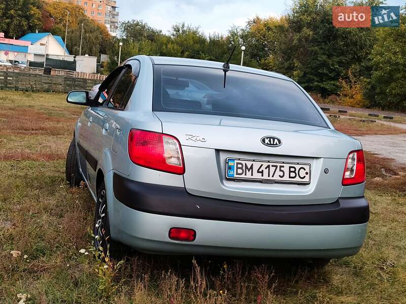 Седан Kia Rio 2007 в Полтаве