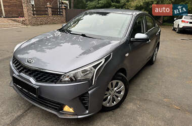Kia Rio 2021