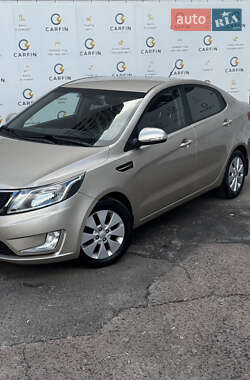 Седан Kia Rio 2012 в 