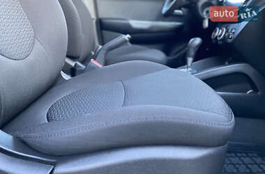 Седан Kia Rio 2014 в 
