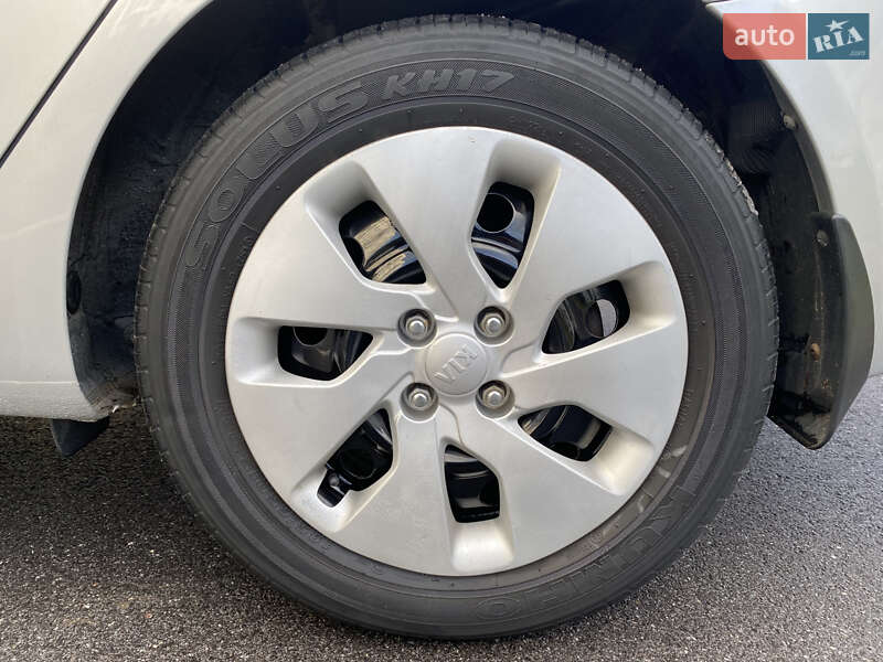 Седан Kia Rio 2014 в Вінниці фото 72 Седан Kia Rio 2014 в Вінниці