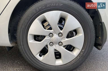 Седан Kia Rio 2014 в 