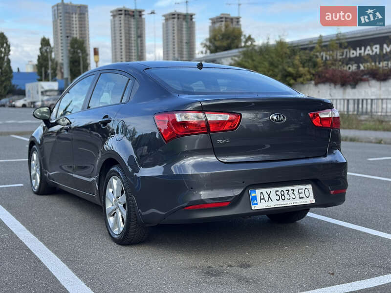 Седан Kia Rio 2016 в Києві