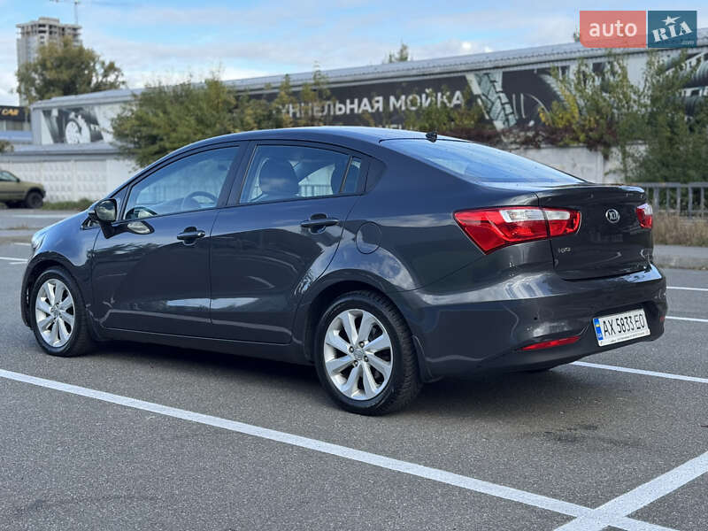 Седан Kia Rio 2016 в Києві