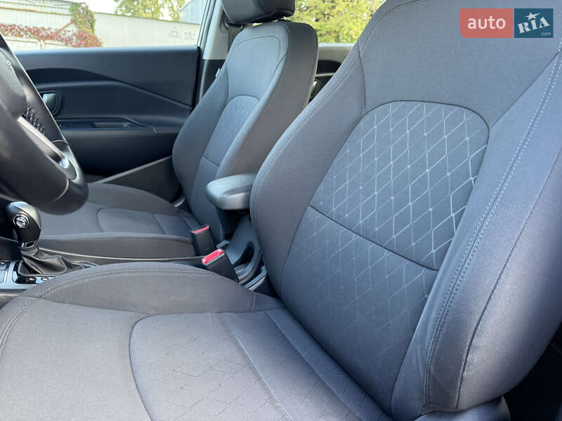 Седан Kia Rio 2016 в Києві