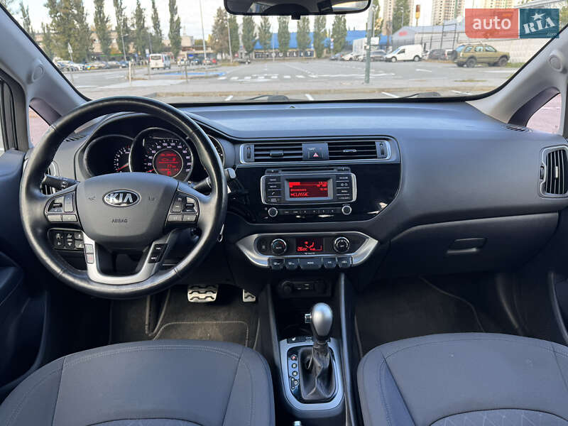 Седан Kia Rio 2016 в Києві