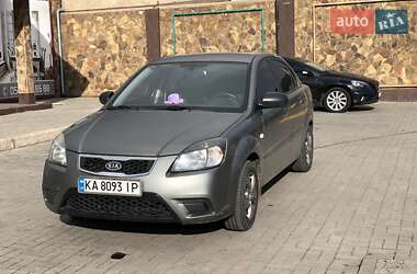 Седан Kia Rio 2011 в Миколаєві