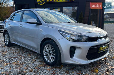 Хетчбек Kia Rio 2016 в Коломиї