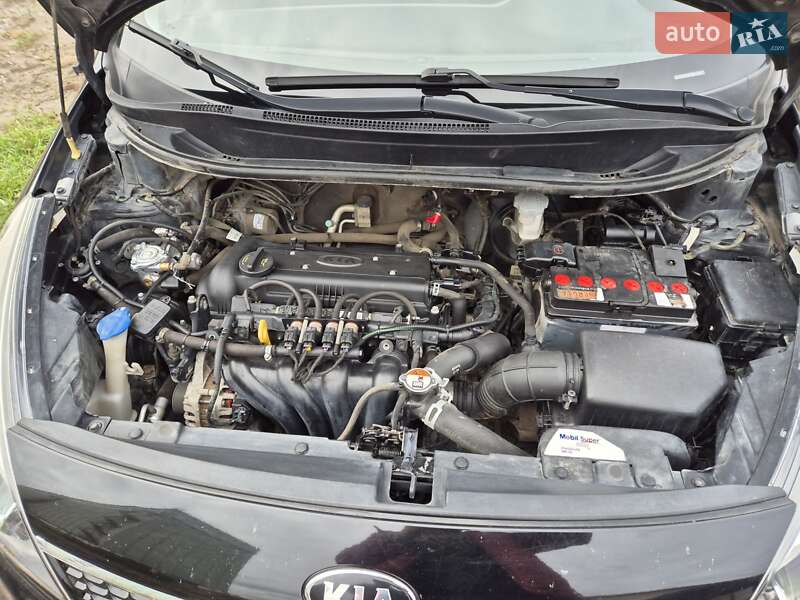 Седан Kia Rio 2017 в Охтирці фото 15 Седан Kia Rio 2017 в Охтирці