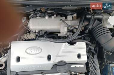 Хэтчбек Kia Rio 2008 в  фото 8 Хэтчбек Kia Rio 2008 в