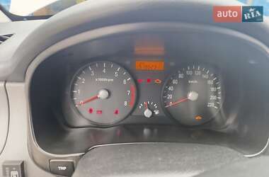 Хэтчбек Kia Rio 2008 в  фото 11 Хэтчбек Kia Rio 2008 в