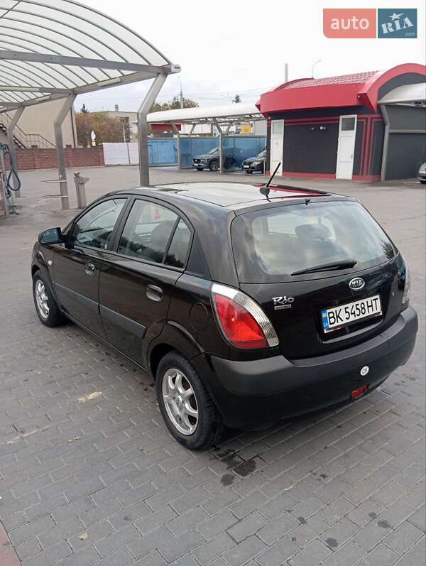 Хетчбек Kia Rio 2007 в Рівному фото 45 Хетчбек Kia Rio 2007 в Рівному