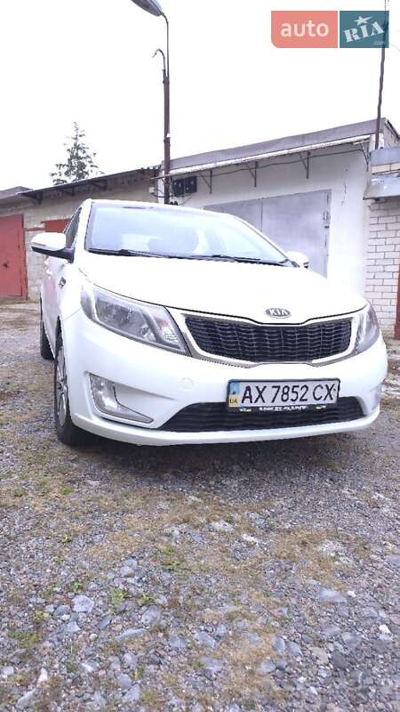Хэтчбек Kia Rio 2012 в Харькове фото 5 Хэтчбек Kia Rio 2012 в Харькове