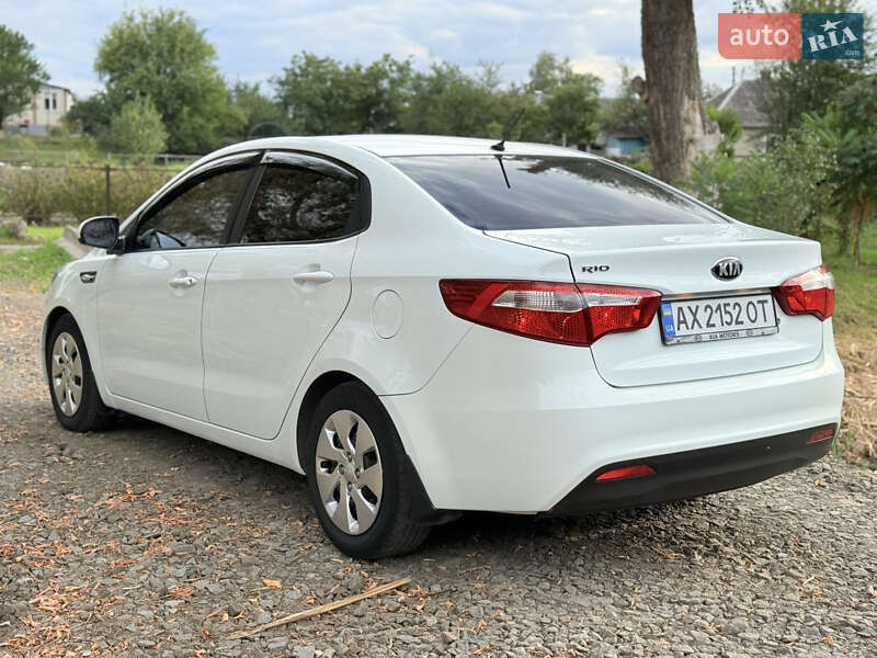 Седан Kia Rio 2013 в Харькове
