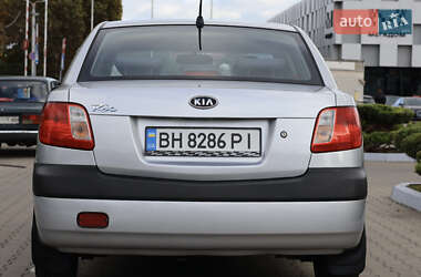 Седан Kia Rio 2006 в 