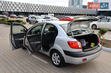 Седан Kia Rio 2006 в 