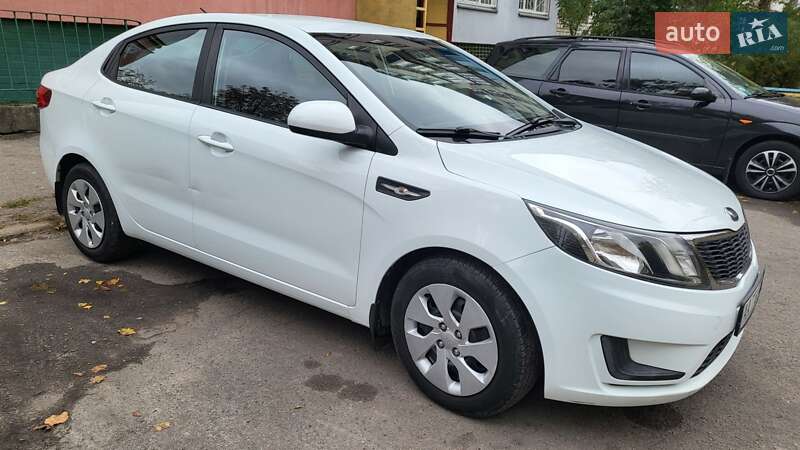 Седан Kia Rio 2013 в Каневі фото 6 Седан Kia Rio 2013 в Каневі