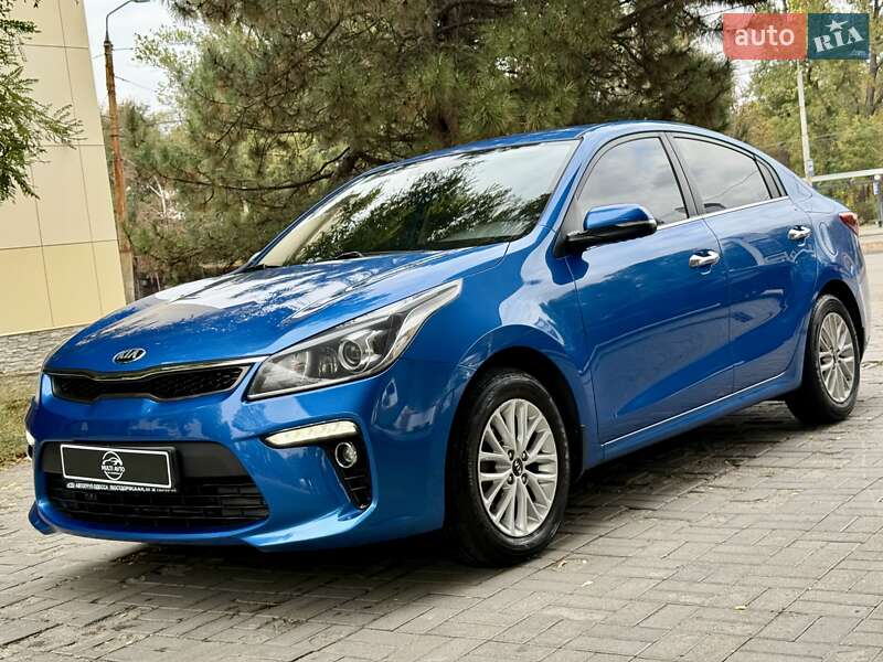 Седан Kia Rio 2018 в Днепре фото 2 Седан Kia Rio 2018 в Днепре