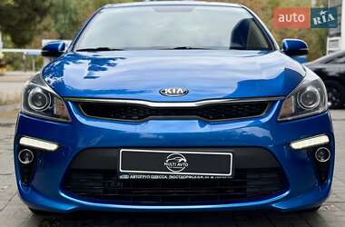 Седан Kia Rio 2018 в  фото 6 Седан Kia Rio 2018 в