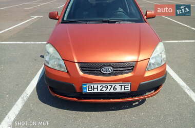 Хэтчбек Kia Rio 2007 в Одессе
