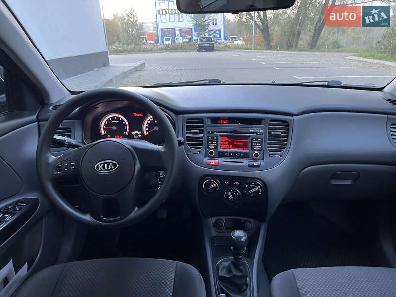 Седан Kia Rio 2011 в Хмельницькому фото 23 Седан Kia Rio 2011 в Хмельницькому