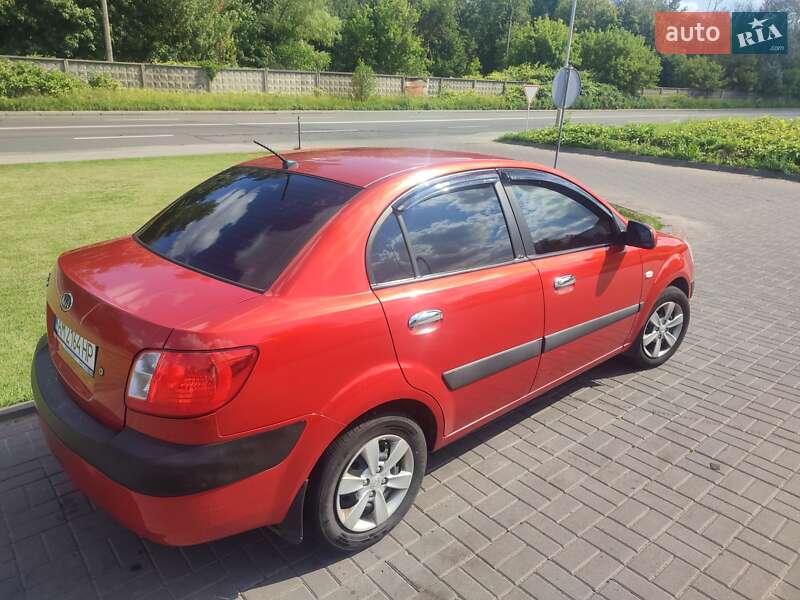 Седан Kia Rio 2008 в Києві