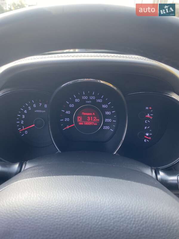 Седан Kia Rio 2012 в Киеве фото 6 Седан Kia Rio 2012 в Киеве