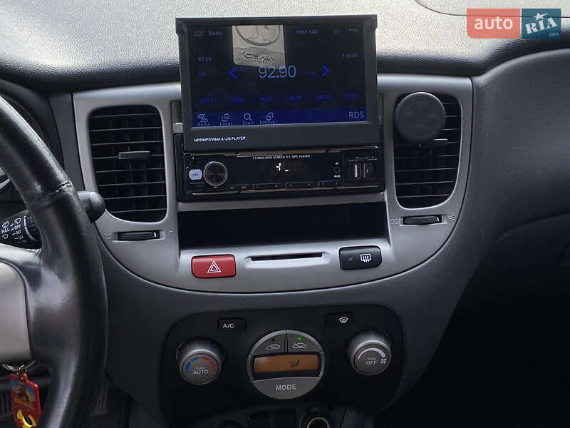 Хэтчбек Kia Rio 2006 в Самборе фото 45 Хэтчбек Kia Rio 2006 в Самборе