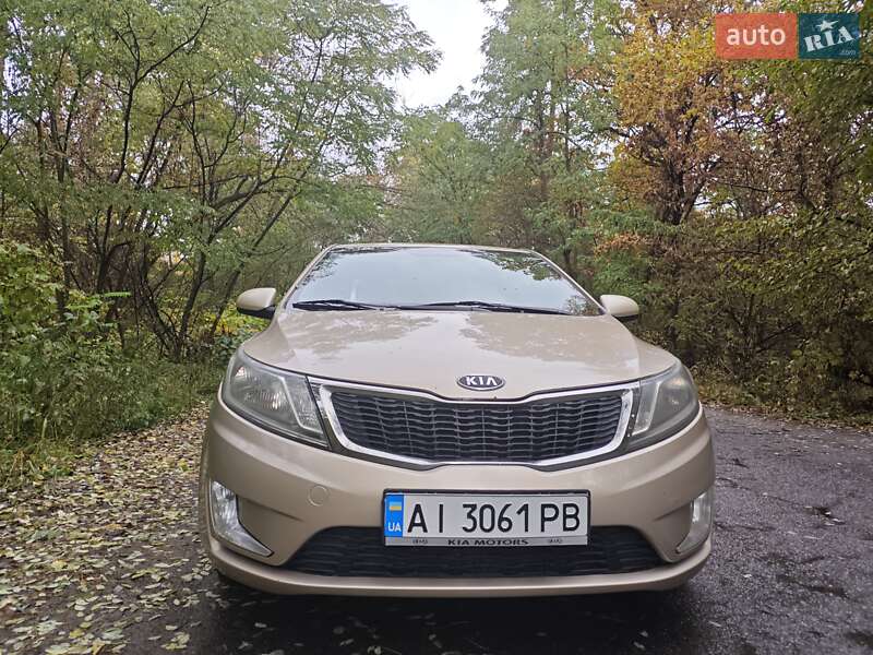 Седан Kia Rio 2012 в Киеве фото 2 Седан Kia Rio 2012 в Киеве