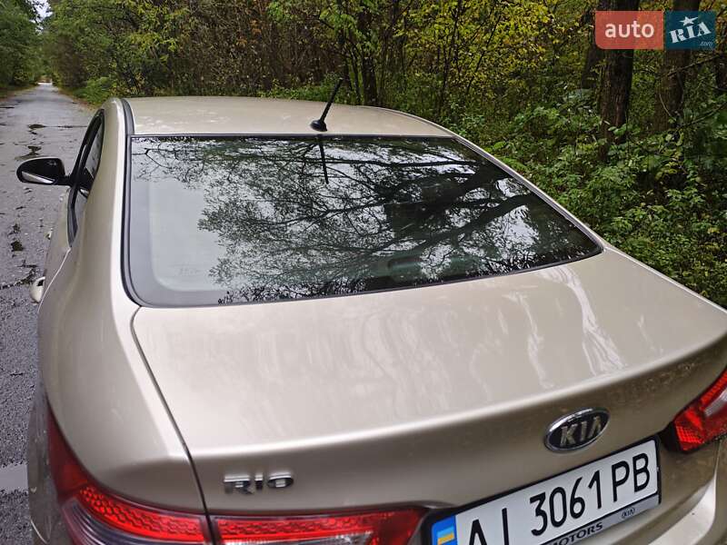 Седан Kia Rio 2012 в Киеве фото 34 Седан Kia Rio 2012 в Киеве