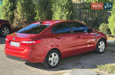 Седан Kia Rio 2012 в Звенигородке