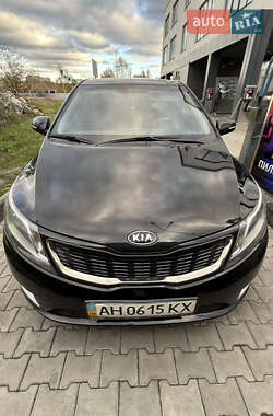 Хэтчбек Kia Rio 2012 в Киеве Хэтчбек Kia Rio 2012 в Киеве