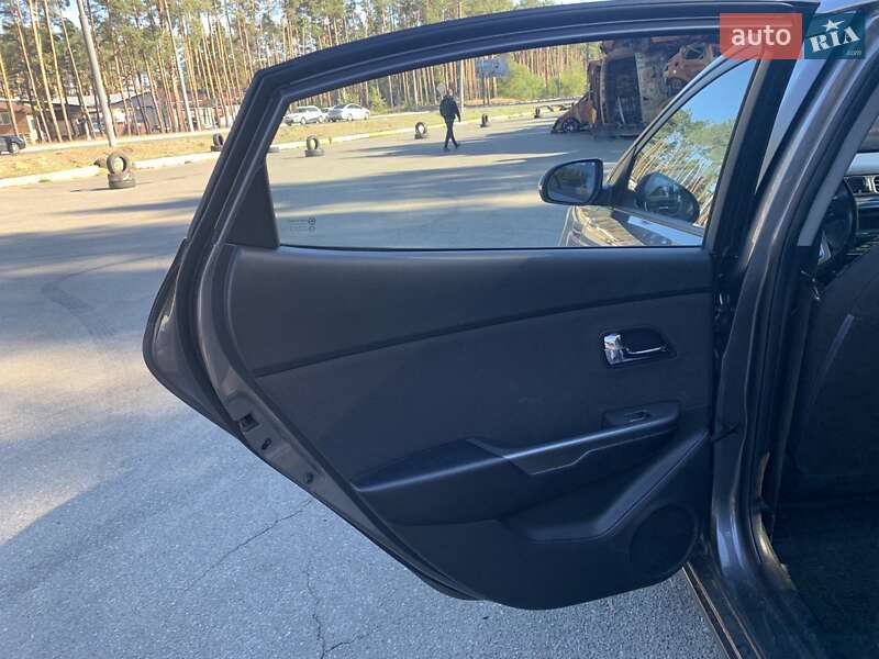 Седан Kia Rio 2012 в Ирпене фото 6 Седан Kia Rio 2012 в Ирпене