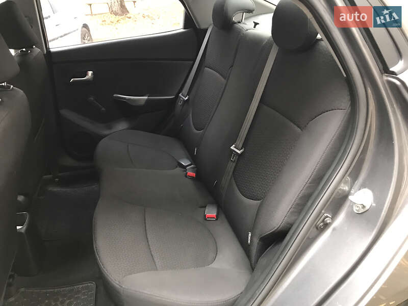 Седан Kia Rio 2013 в Здолбунове фото 15 Седан Kia Rio 2013 в Здолбунове