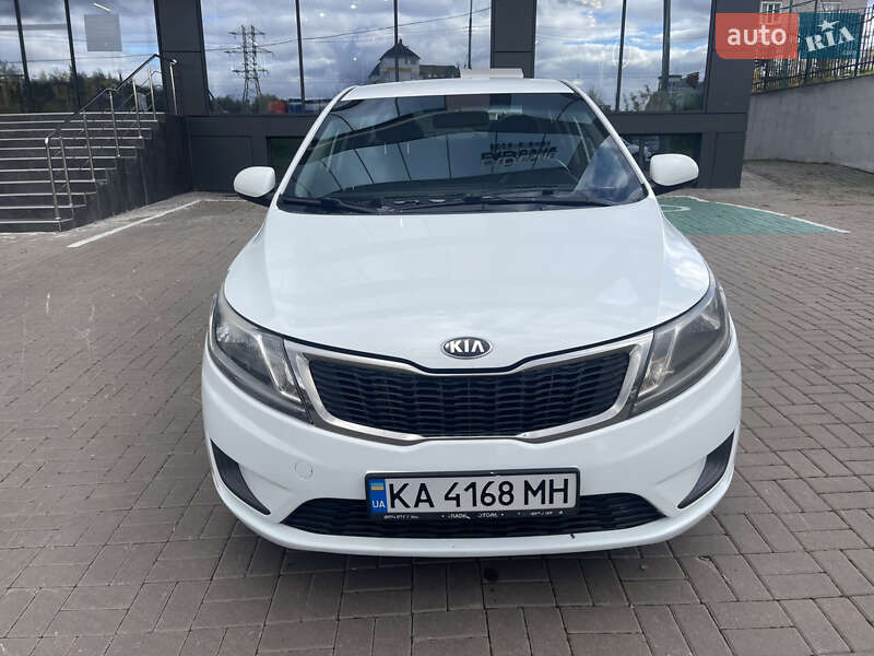 Седан Kia Rio 2014 в Киеве фото 2 Седан Kia Rio 2014 в Киеве