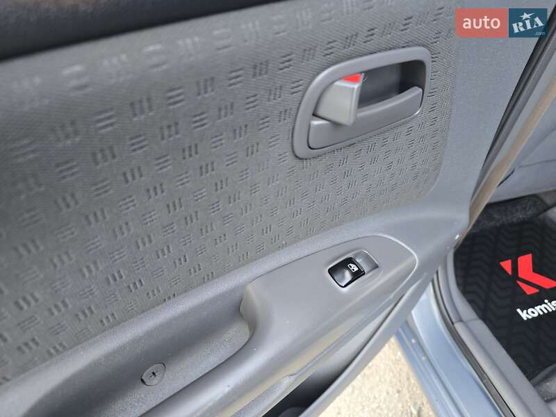 Седан Kia Rio 2006 в Хмельницькому