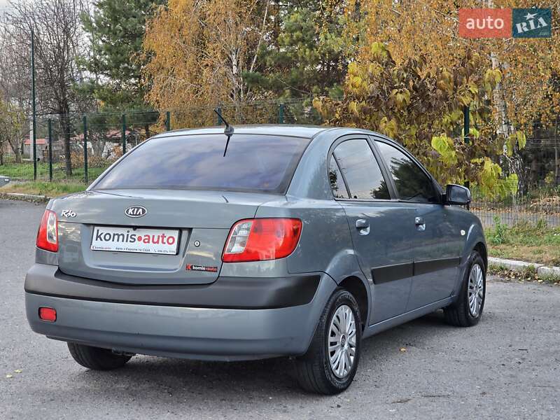 Седан Kia Rio 2006 в Хмельницькому